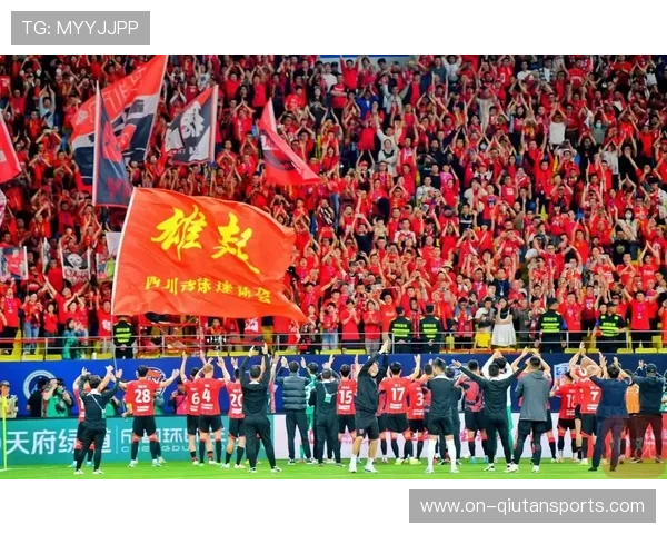 成都蓉城客场战平深圳新鹏城,收获关键一分 成都蓉城客场战平深圳新鹏城,收获关键一分